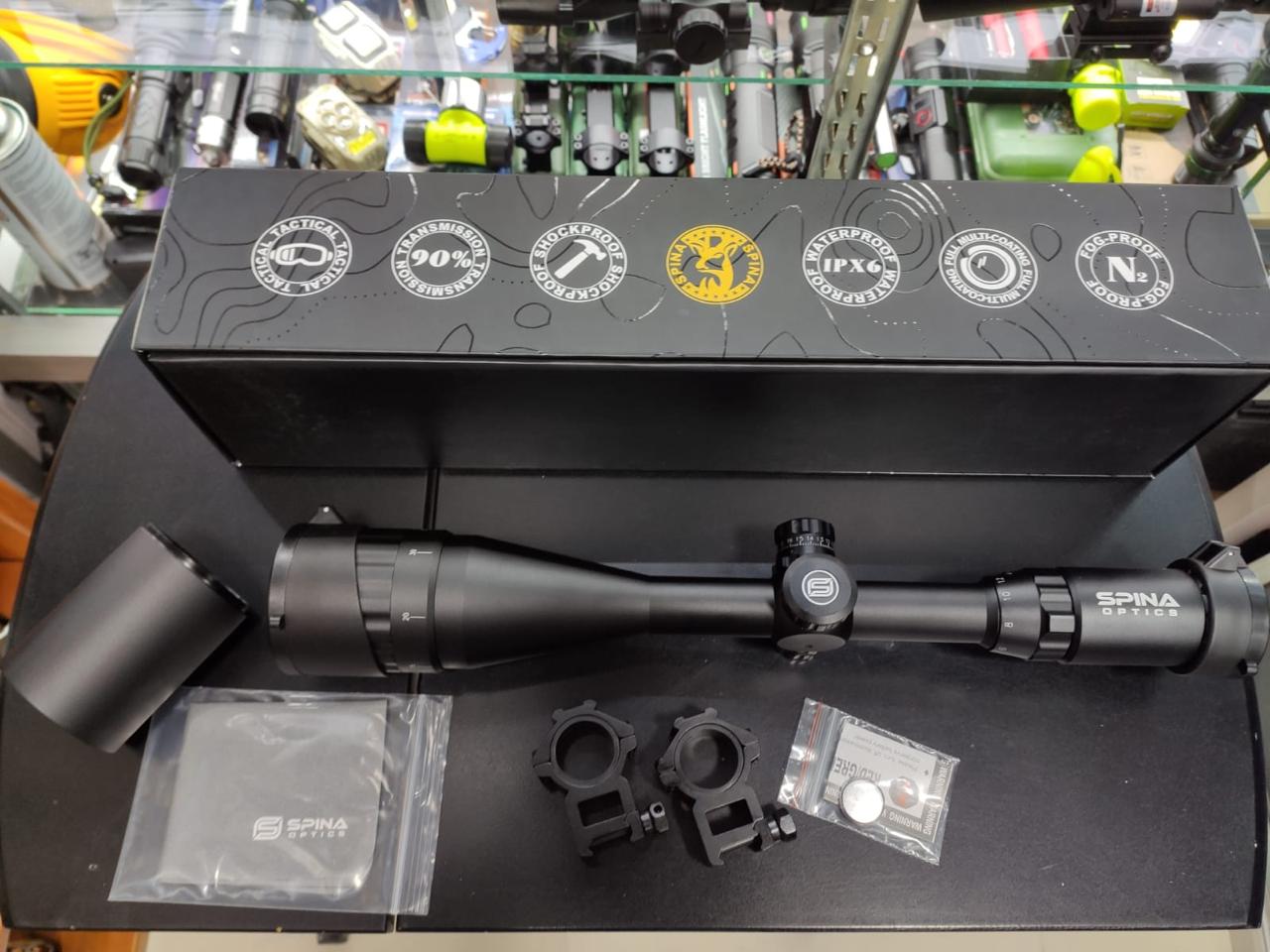 Mira telescópica SPINA 4-16X50mm retícula iluminada con anillos tácticos para riel 22