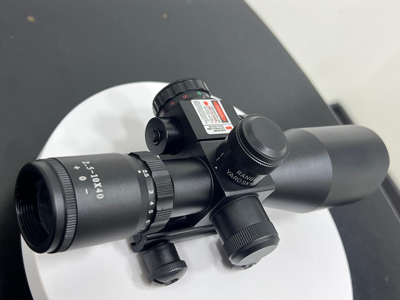 Mira telescópica ACCURATE 2.5-10X40 Láser Rojo para riel 22