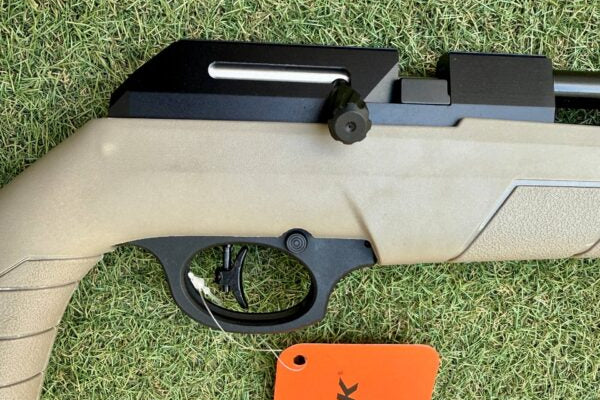 RIFLE PCP SNOWPEAK PR900 GEN3 MULTI-TIRO X9 EN POLÍMERO BEIGE