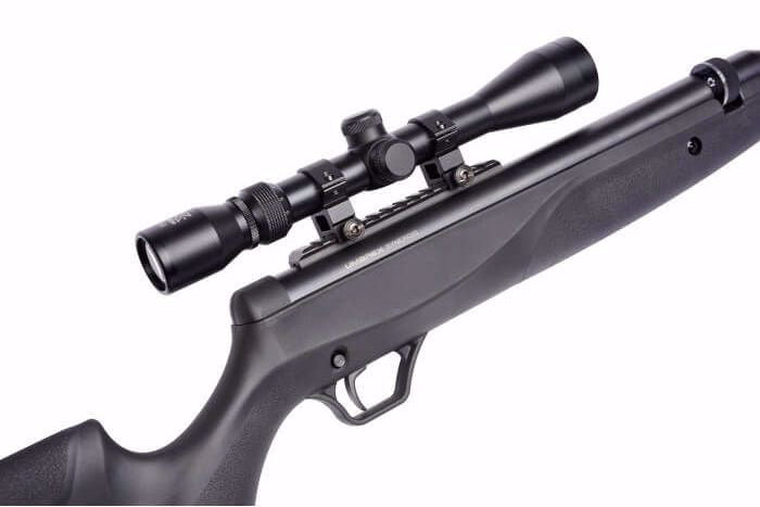 RIFLE NITRO PISTON UMAREX SYNERGIS MULTI-TIRO X12 EN POLÍMERO CAL 4.5/5.5 DE 1000 FPS